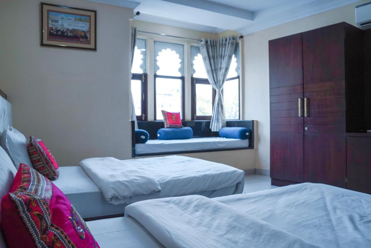 Hide-In Udaipur - A Lake View Boutique Hotel Luaran gambar